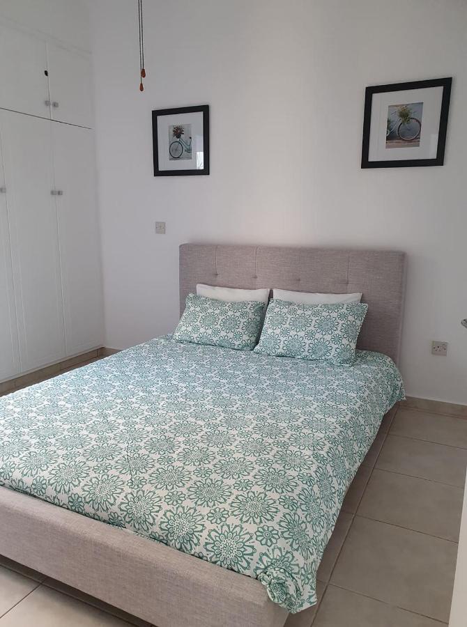 Appartement Central Gem - 10 Min Walk To The Sea, Harbor And Mall à Paphos Extérieur photo